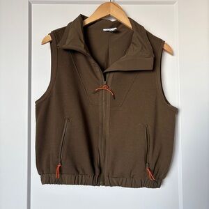 NWOT Sporty Utility Vest | Modern Athleisure • Gorpcore • Tenniscore | M